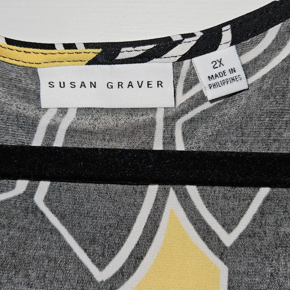 Susan Graver Black and Yellow Floral Tunic 2X - Picture 2 of 8